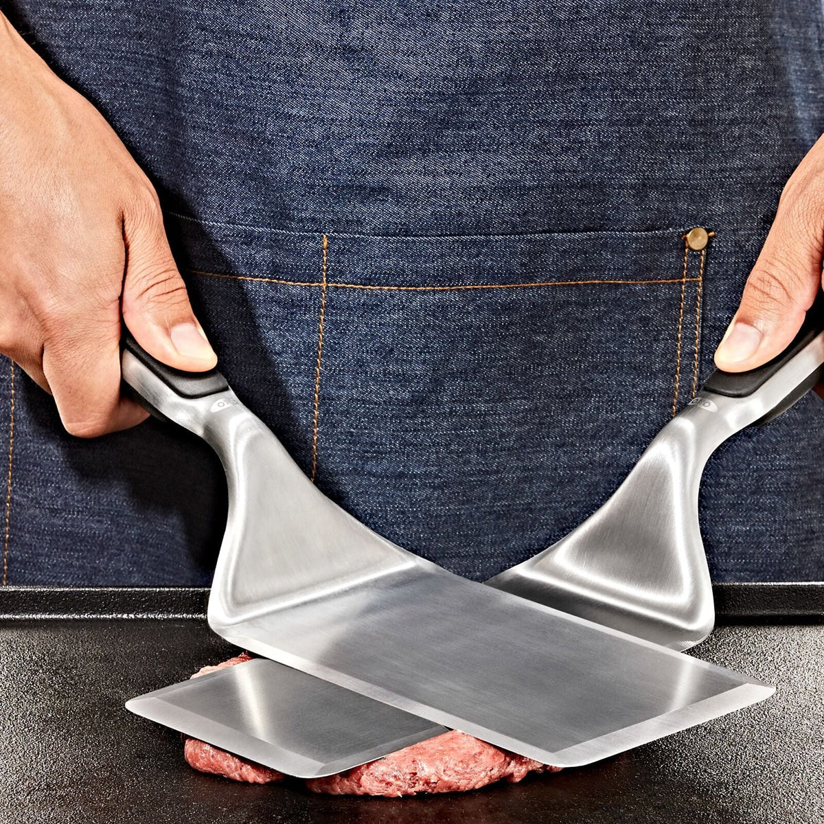 large-griddle-turner-a2 oxo_griddle-turner_pdp_06.jpeg