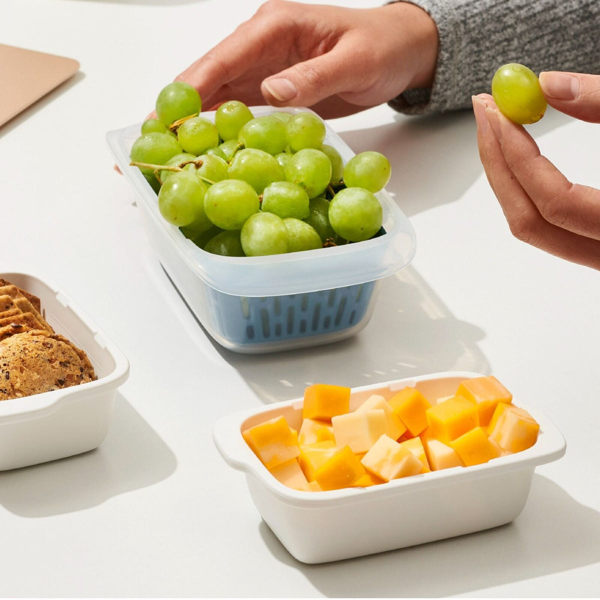 prep-and-go-container-with-colander-w6 oxo_prepgo_container-with-colander_apdp_pdp_04_1_.jpeg