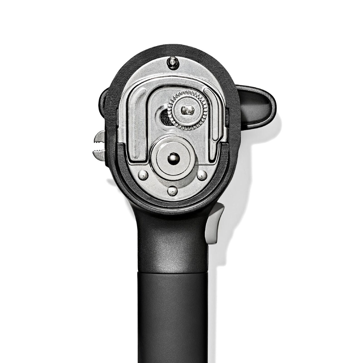 smooth-edge-can-opener-f9 oxo_smooth-edge-can-opener_pdp_08.jpeg
