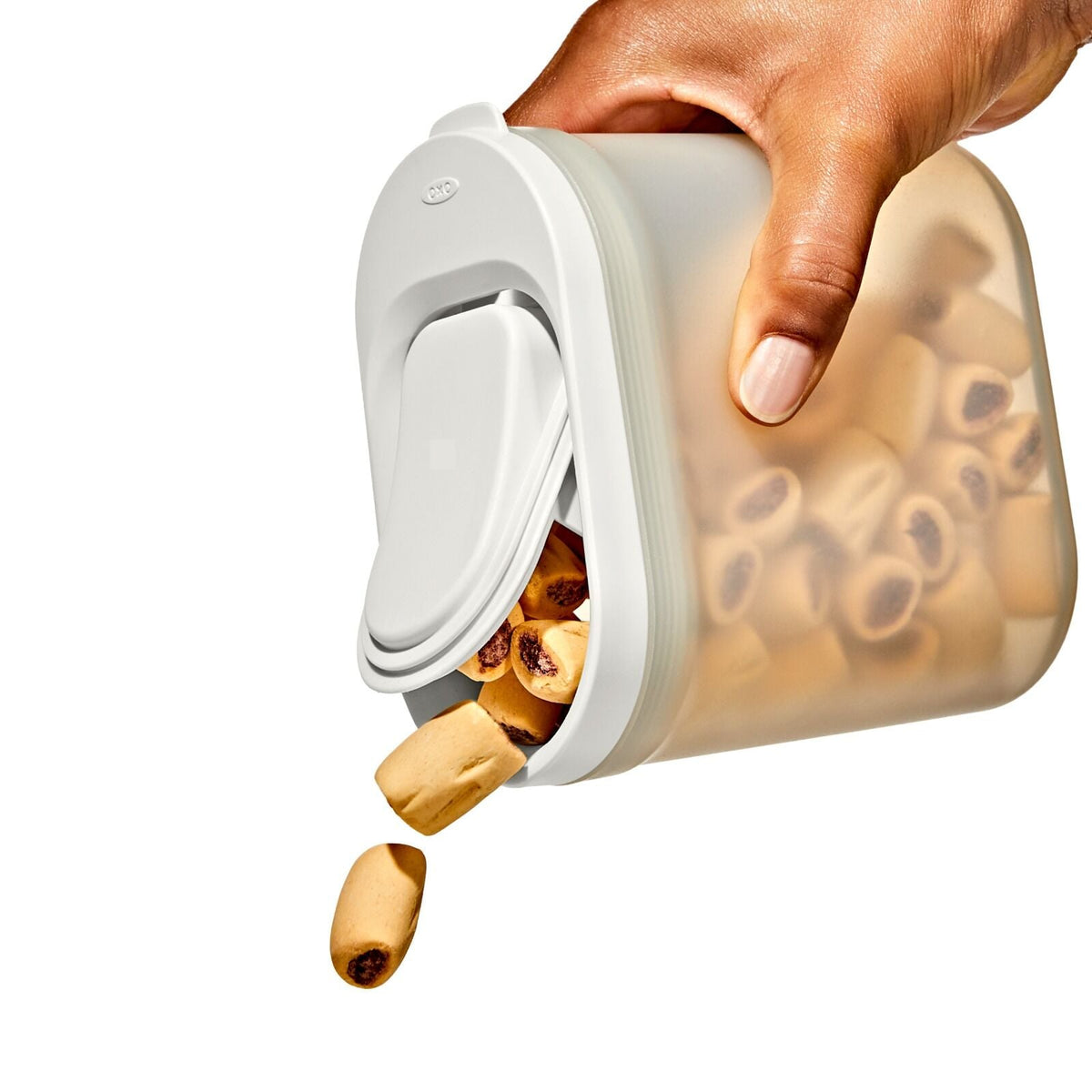 oxo-pet-airtight-treat-container-v1 pet_7301200_airtight-food-container-small_pdp_04.jpeg