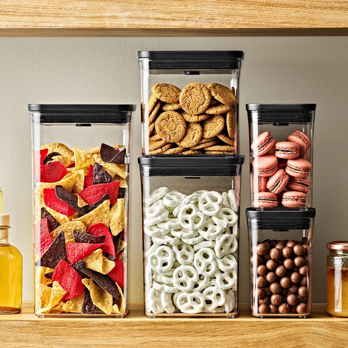 pop-container-rectangle-short-1-7-qt-1-6-l-matte-black-d1 pop-matte-neutrals-black_pdp_01_6_.jpg