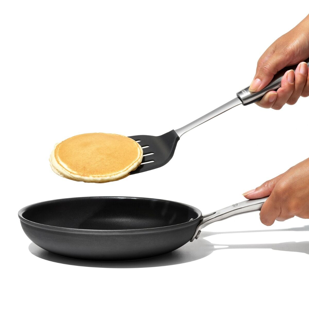 oxo-steel-silicone-flexible-turner-p6 stl_3120800_092120_8_rgb.jpg