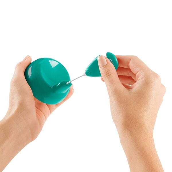 cleaning-set-for-straw-and-sippy-cups-s5 tot_62123100_4a.jpg