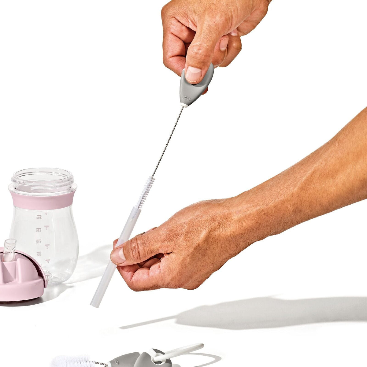 cleaning-set-for-straw-and-sippy-cup-r4 tot_62174500_cleaning-set-straw-sippy-cup_pdp_01.jpeg