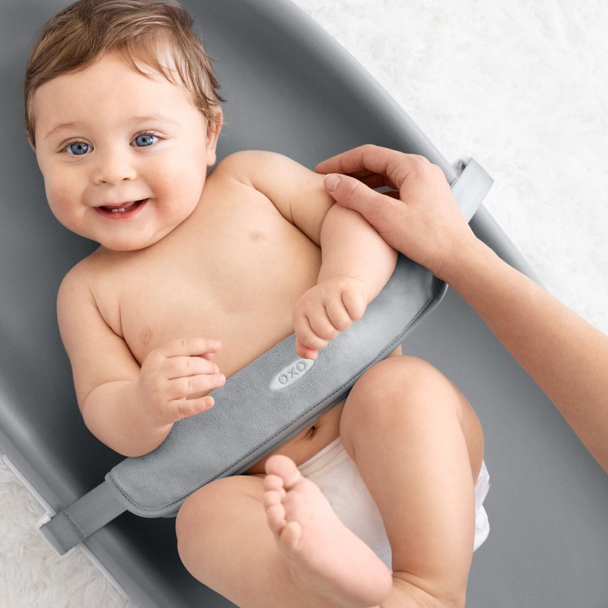 tot-changing-pad-gray-m9 tot_63154800_changingpad_pdp_05.jpg
