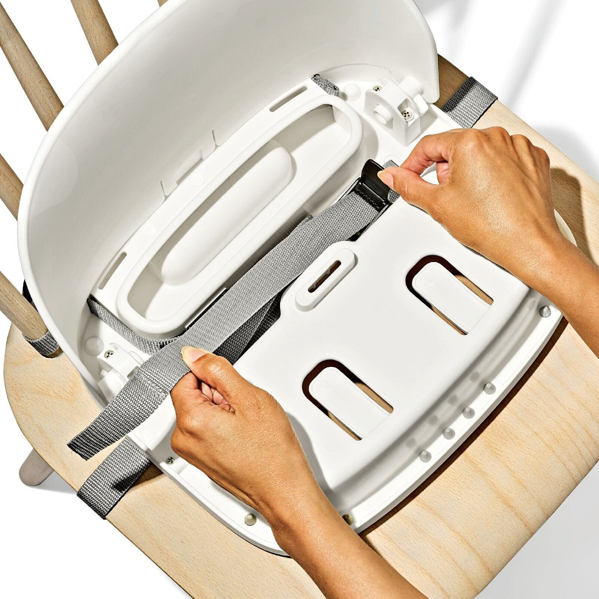 perch-booster-seat-with-straps-f0 tot_63172900_perch-booster-seat-blossom_pdp_02.jpeg